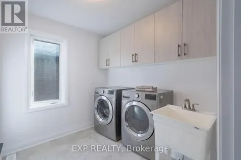 20 Ranch Terrace Barrie ON L9J 0C2