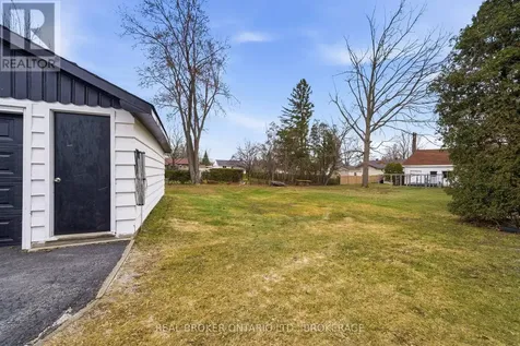 1205 Osborne Avenue Cornwall ON K6J 1L2