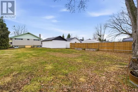 1205 Osborne Avenue Cornwall ON K6J 1L2
