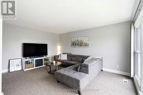 1205 Osborne Avenue Cornwall ON K6J 1L2