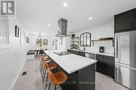 756 Dickens Avenue Ottawa ON K1G 2X8