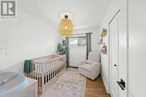 756 Dickens Avenue Ottawa ON K1G 2X8