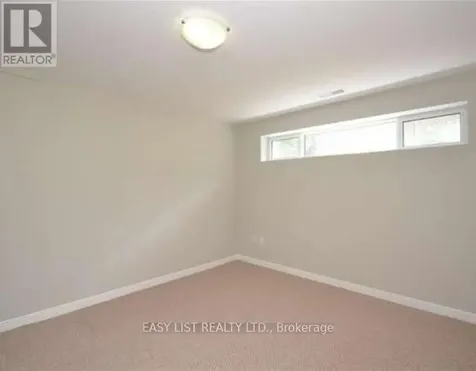 756 Dickens Avenue Ottawa ON K1G 2X8