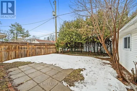 756 Dickens Avenue Ottawa ON K1G 2X8