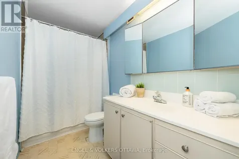 373 Laurier Avenue East Ottawa ON K1N 8X6