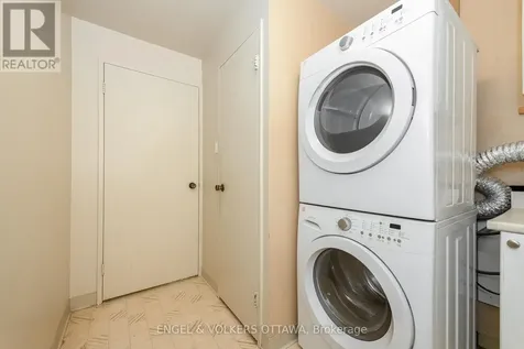 373 Laurier Avenue East Ottawa ON K1N 8X6