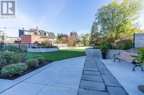 373 Laurier Avenue East Ottawa ON K1N 8X6
