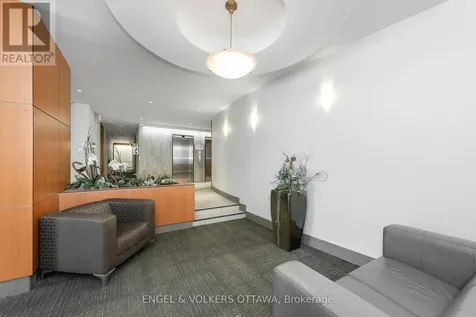 373 Laurier Avenue East Ottawa ON K1N 8X6