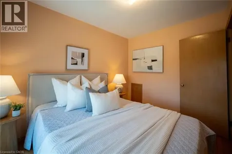 31 Terrace Drive Hamilton ON L9A 2Y5