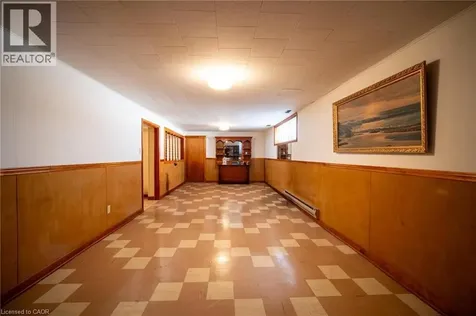 31 Terrace Drive Hamilton ON L9A 2Y5