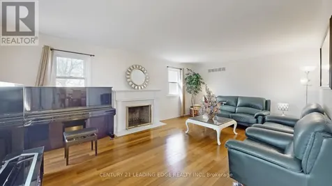 18 Kennedy Lane Whitchurch-stouffville ON L4A 2J5