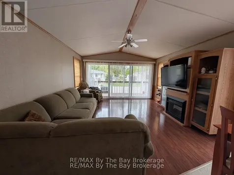 5 Chippewa Trail Wasaga Beach ON L9Z 1X7