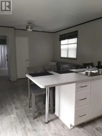 85 Theme Park Drive Wasaga Beach ON L9Z 1X7