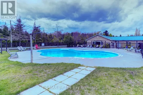85 Theme Park Drive Wasaga Beach ON L9Z 1X7