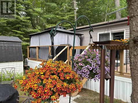 85 Theme Park Drive Wasaga Beach ON L9Z 1X7