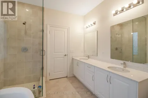 38 Tipp Drive Richmond Hill ON L4E 1J3