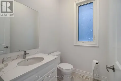 38 Tipp Drive Richmond Hill ON L4E 1J3