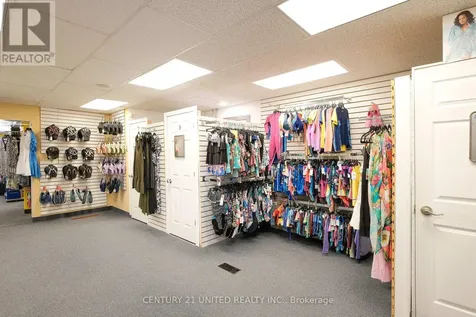 23 Queen Street Selwyn ON K0L 2H0