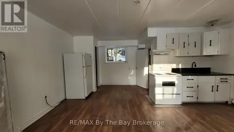 280 River Road East Wasaga Beach ON L9Z 2L7