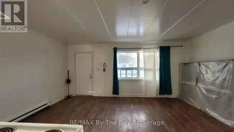 280 River Road East Wasaga Beach ON L9Z 2L7