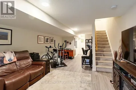 2 Royalton Lane Collingwood ON L9Y 5K4