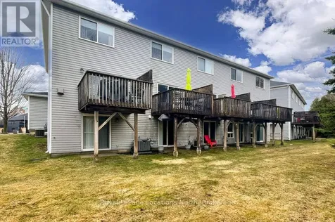 2 Royalton Lane Collingwood ON L9Y 5K4