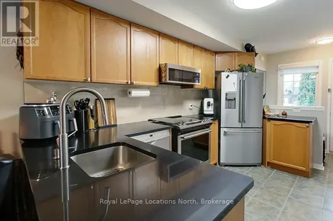 2 Royalton Lane Collingwood ON L9Y 5K4