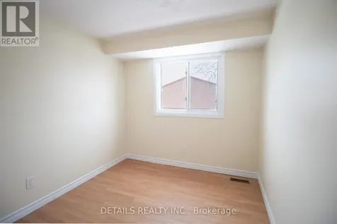 1339 Belgate Way Ottawa ON K1J 8P8