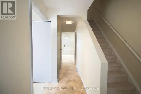 1339 Belgate Way Ottawa ON K1J 8P8