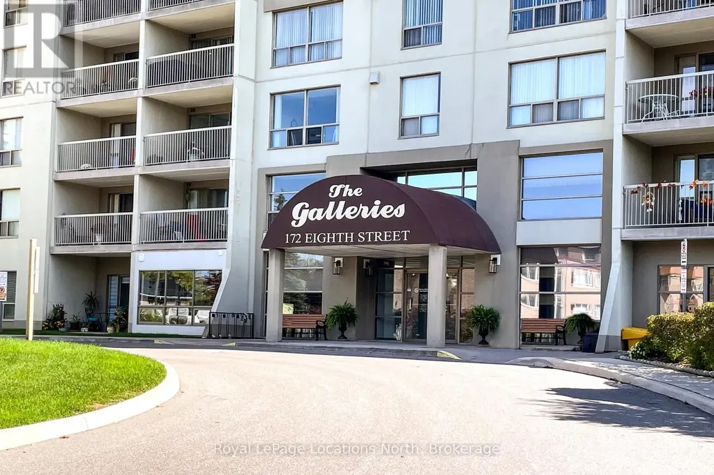 172 Eighth Street Collingwood ON L9Y 4T2