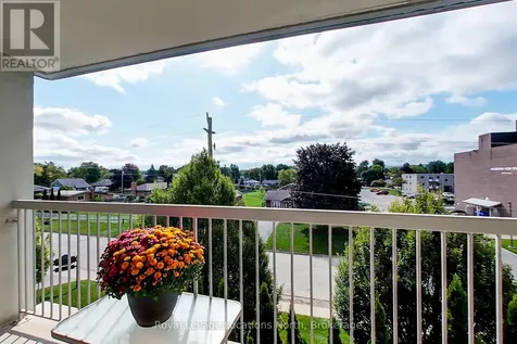 172 Eighth Street Collingwood ON L9Y 4T2