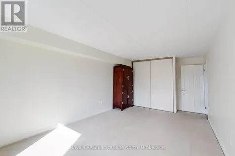 172 Eighth Street Collingwood ON L9Y 4T2