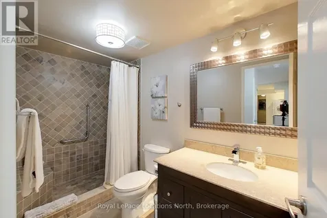 172 Eighth Street Collingwood ON L9Y 4T2