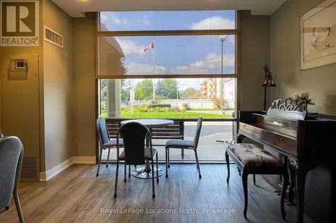 172 Eighth Street Collingwood ON L9Y 4T2