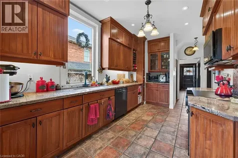 158 Talbot Street North Simcoe ON N3Y 3W9