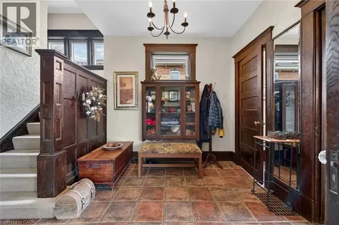 158 Talbot Street North Simcoe ON N3Y 3W9