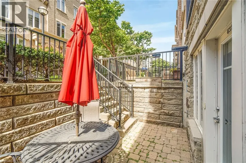 38 Western Battery Road Toronto ON M6K 3N9
