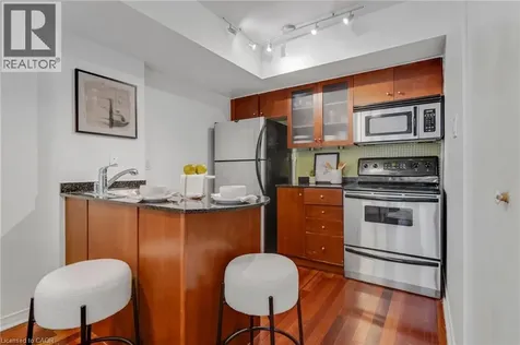 38 Western Battery Road Toronto ON M6K 3N9