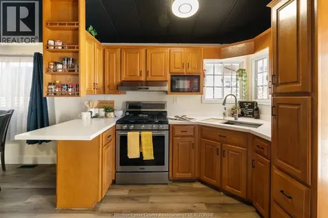 20951 Pier Road Wheatley ON N0P 2P0