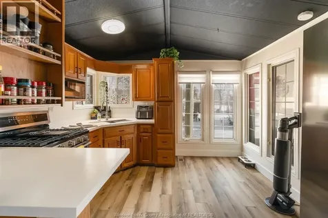 20951 Pier Road Wheatley ON N0P 2P0