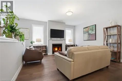 18 Borden Trail Welland ON L3C 0H1