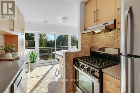 12 Corkstown Road Ottawa ON K2H 5B3