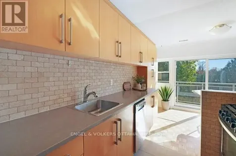 12 Corkstown Road Ottawa ON K2H 5B3