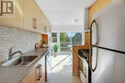 12 Corkstown Road Ottawa ON K2H 5B3