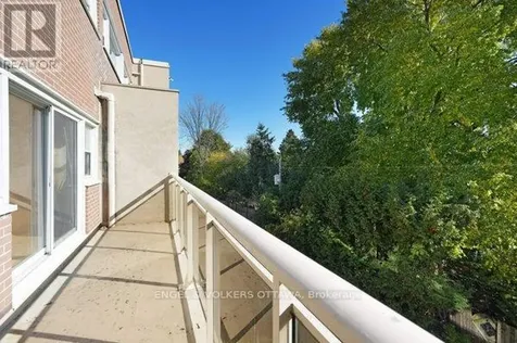 12 Corkstown Road Ottawa ON K2H 5B3
