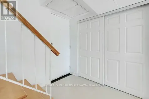 12 Corkstown Road Ottawa ON K2H 5B3