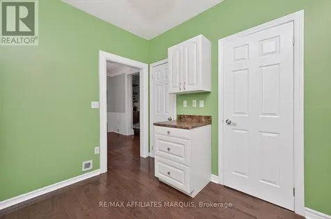 20 River Street Smiths Falls ON K7A 3S2