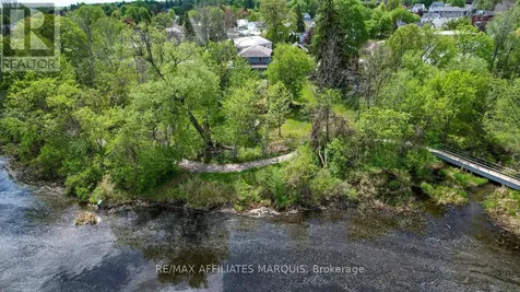 20 River Street Smiths Falls ON K7A 3S2