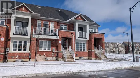 8 Mcalister Avenue Richmond Hill ON L4S 0L3