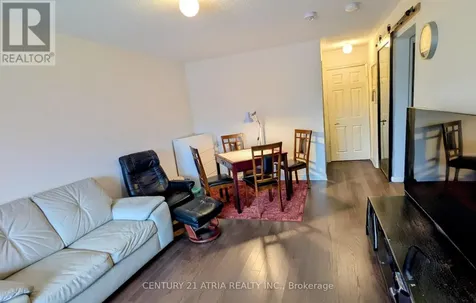 8 Mcalister Avenue Richmond Hill ON L4S 0L3